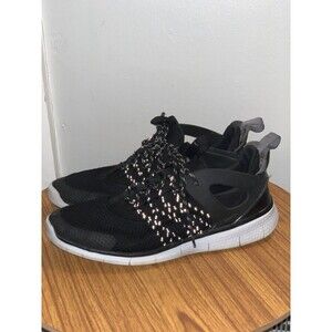 Size 8.5 - Nike Free Viritous Black Low Trainers 725060-001